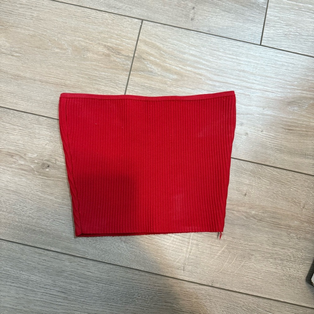 Red Ribbed Women's Strapless Crop Top